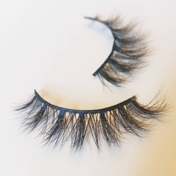 Mink 'Privacy' Lash Bundle - Picture 5 of 15